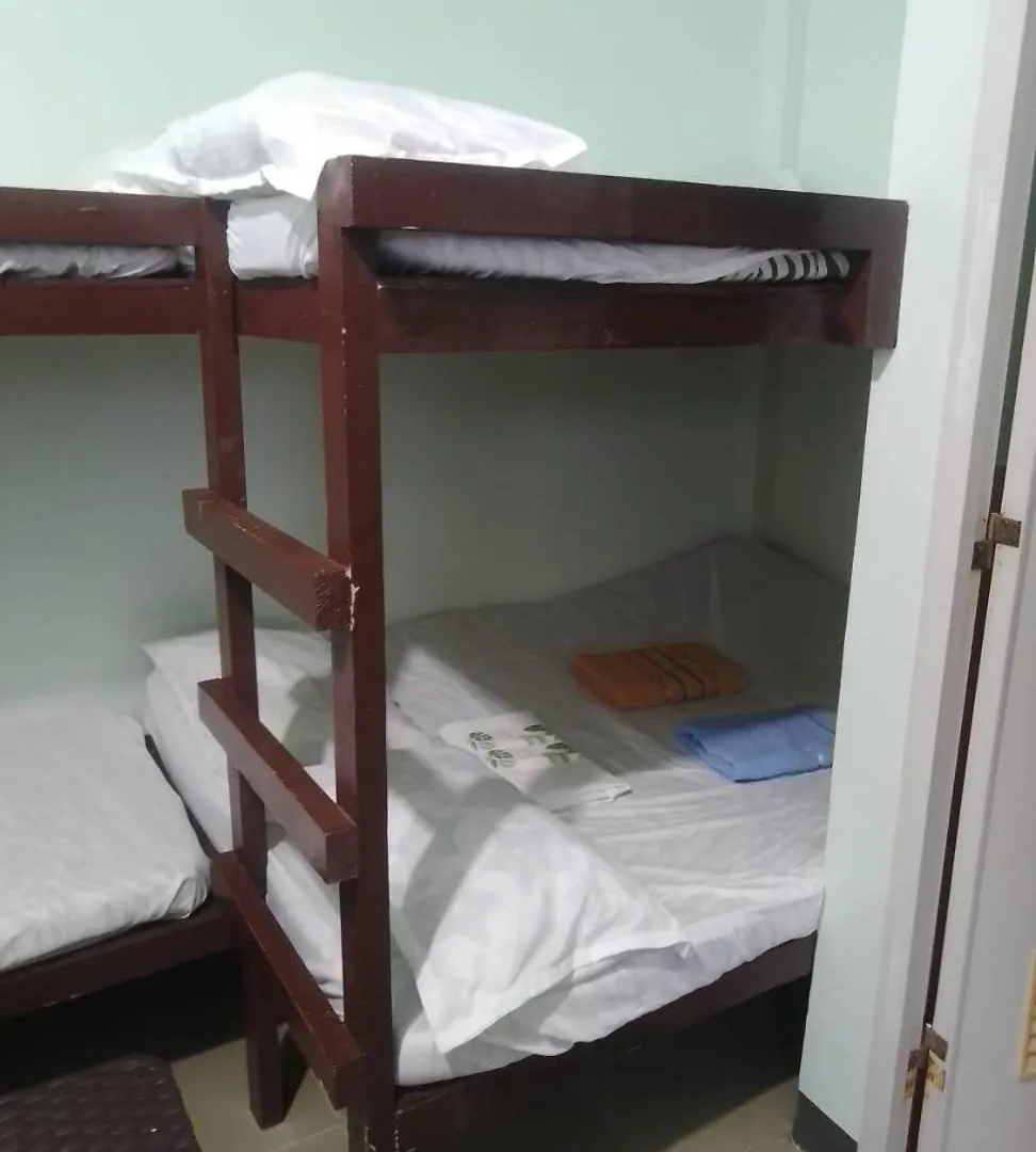 Mischa'S Hostel Dauis 0*,  Philippines