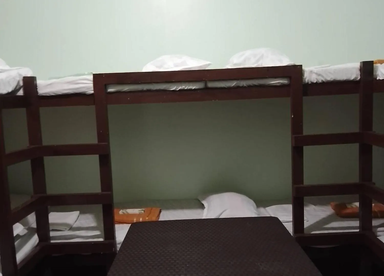 Mischa'S Hostel Dauis